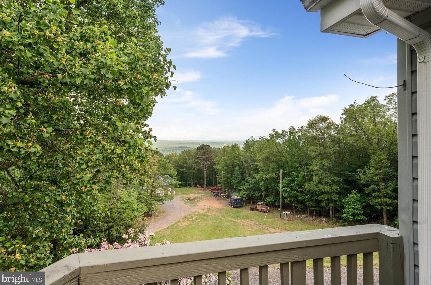 307 Fox Run Ln, Winchester VA  22602-3587 exterior