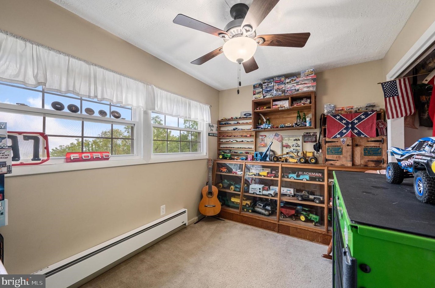 307 Fox Run Ln, Winchester VA  22602-3587 exterior