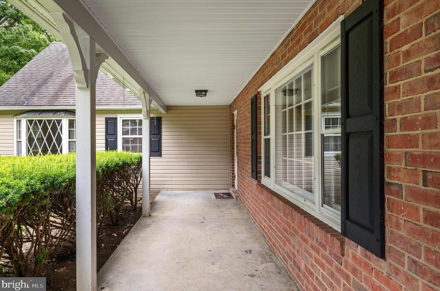142 Stuart Dr, Winchester, VA 22602