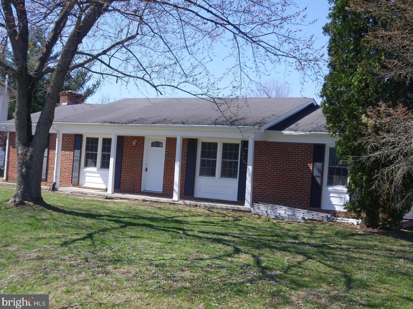 110 Amelia Ave, Stephens City, VA 22655