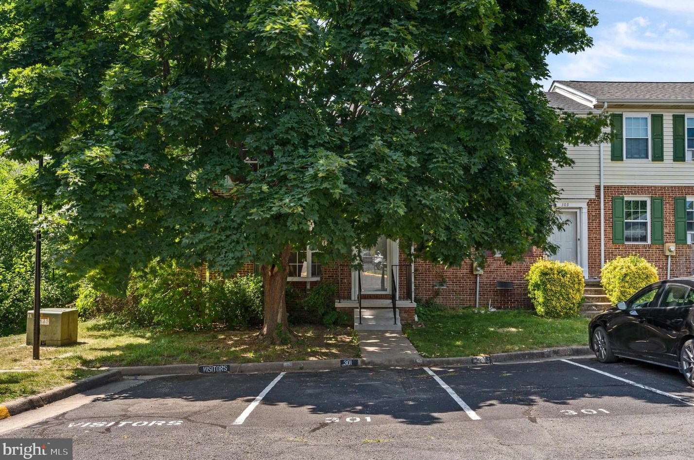 301 Waterford Ln, Winchester, VA 22602
