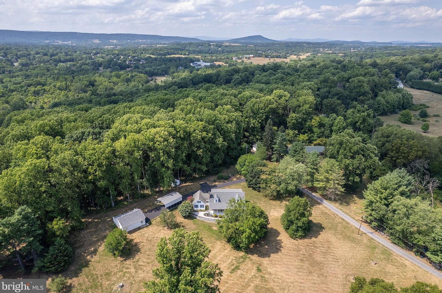 165 Firelock Ct, Winchester, VA 22602