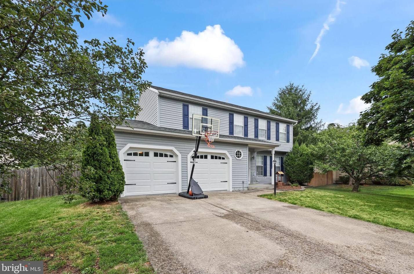 445 Westmoreland Dr, Stephens City, VA 22655