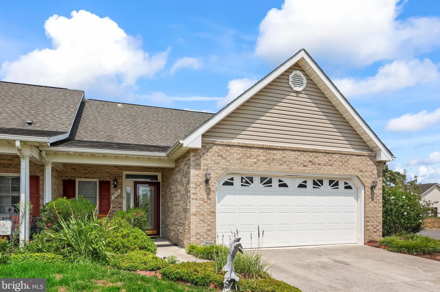 300 Lynn Dr, Stephens City, VA 22655
