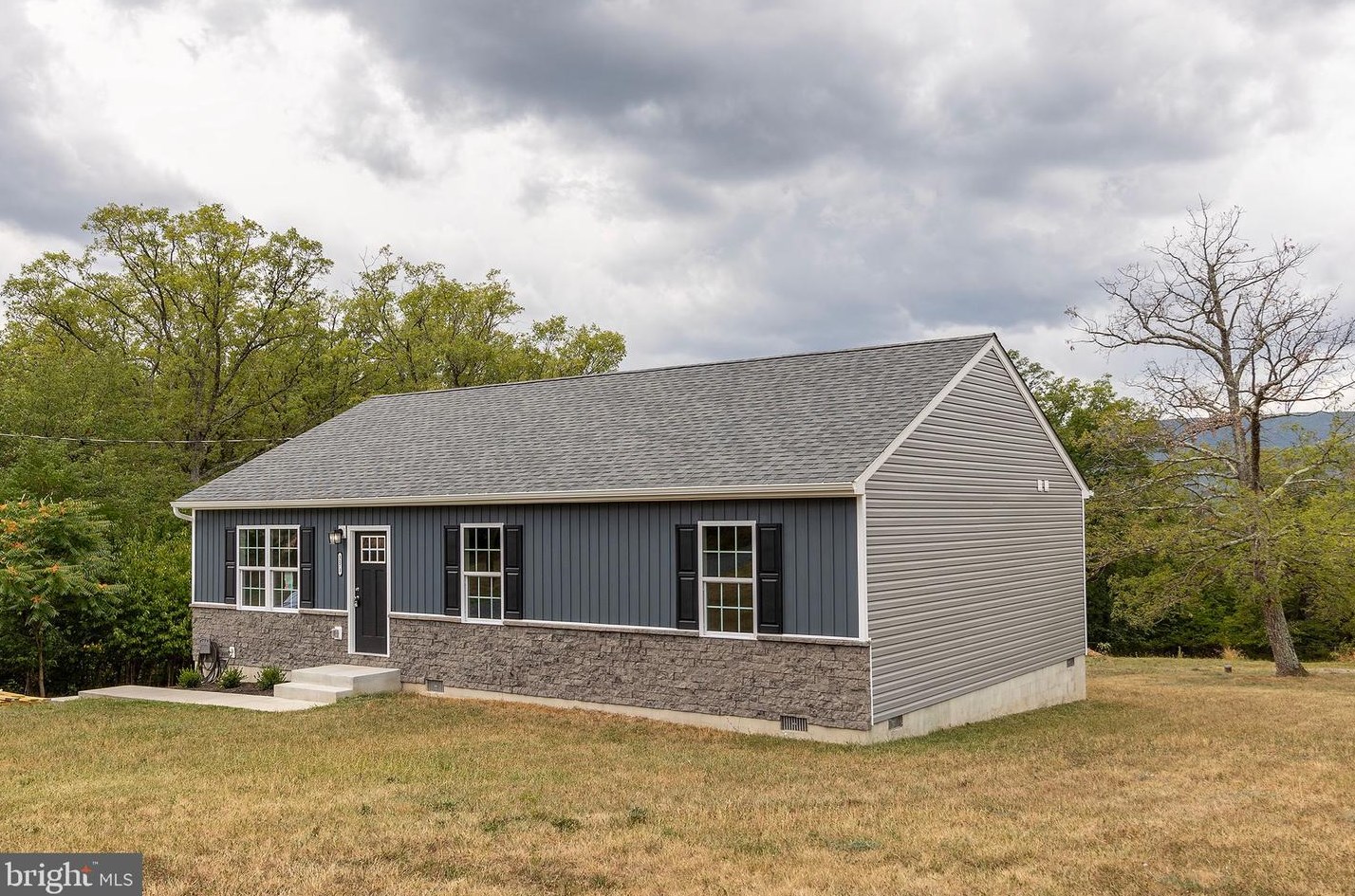 3173 Laurel Grove Rd, Winchester, VA 22602
