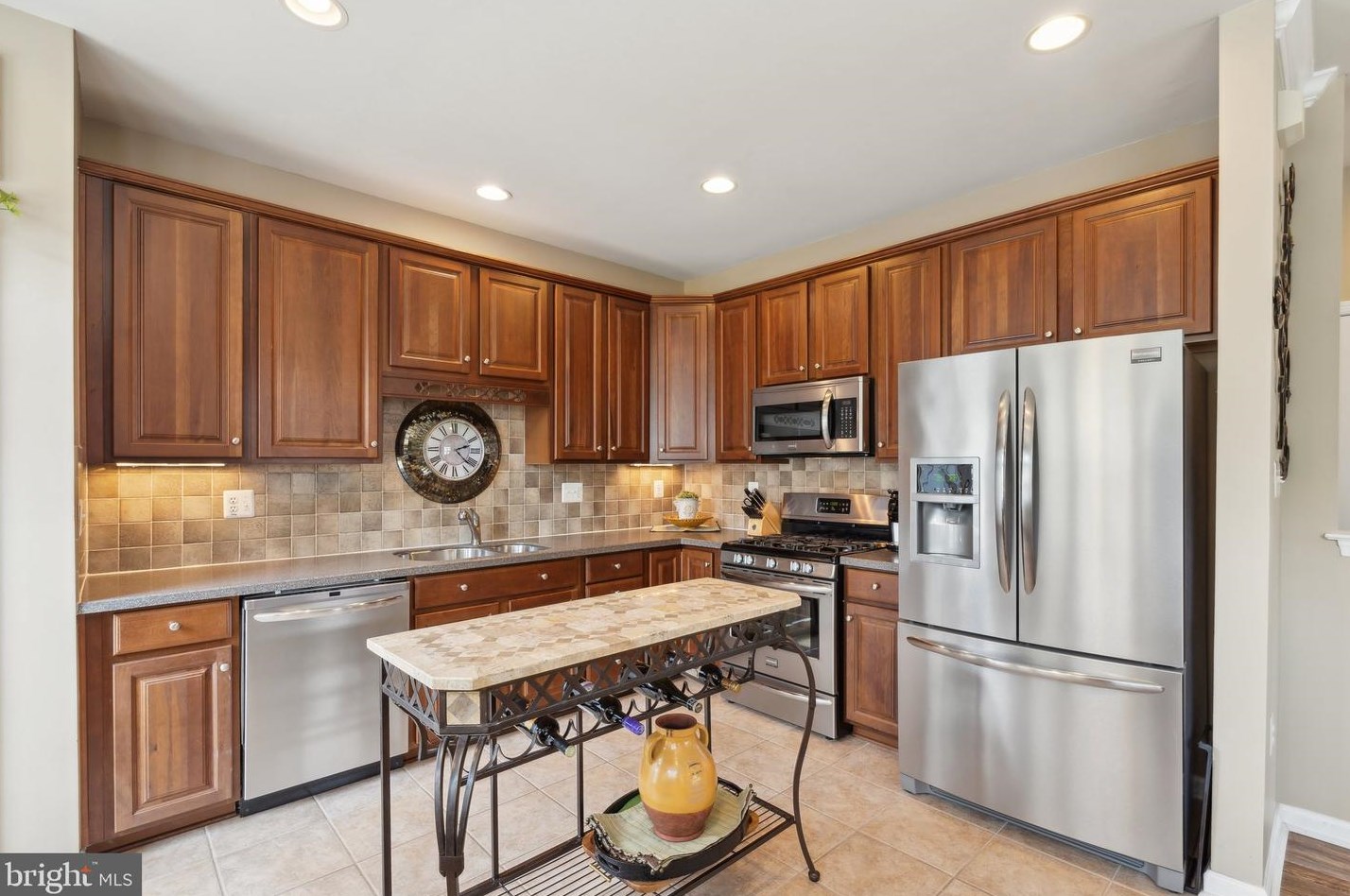 101 Carnoustie Ln, Stephens City, VA 22655