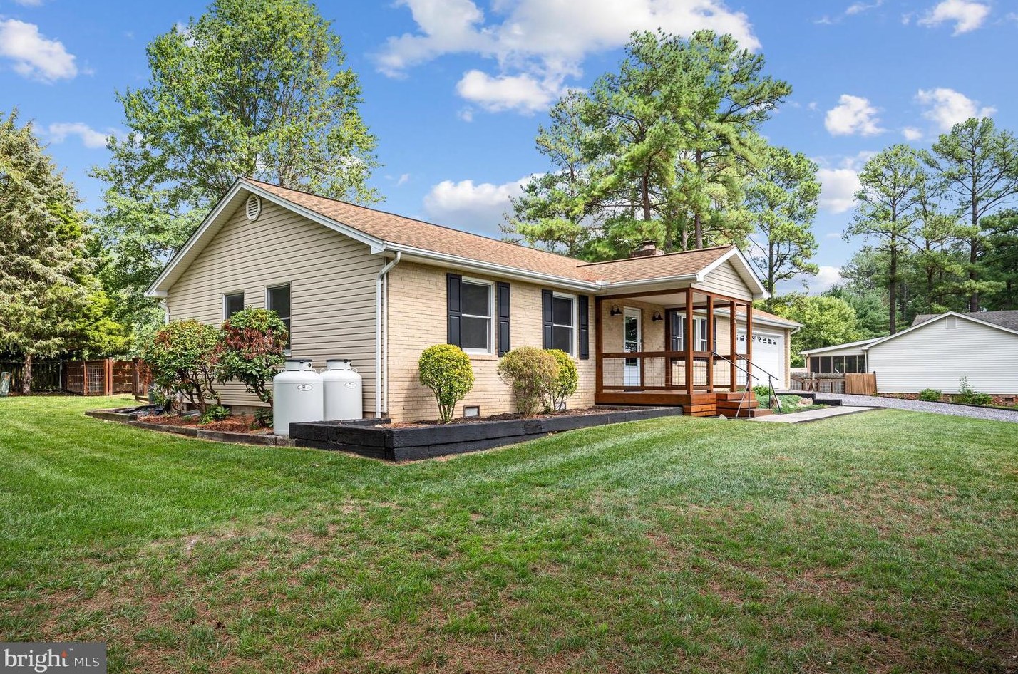 112 Carroll Dr, Stephens City, VA 22655