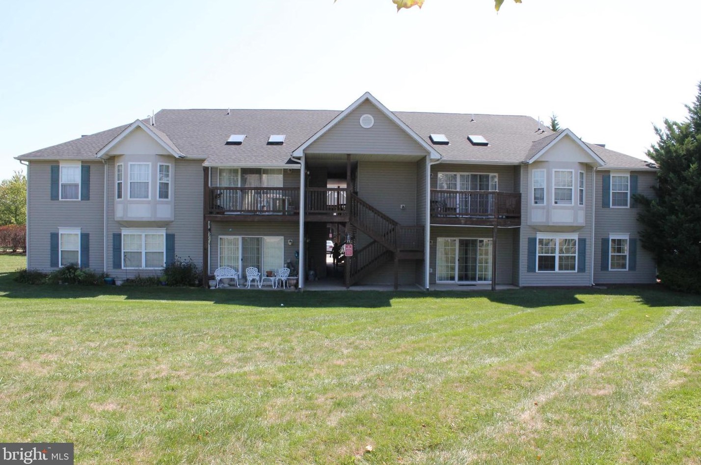 121 Brookland Ct, Winchester, VA 22602