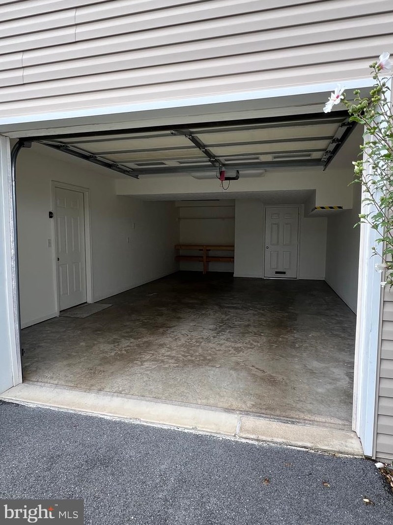 112 Zephyr Ln, Winchester, VA 22602