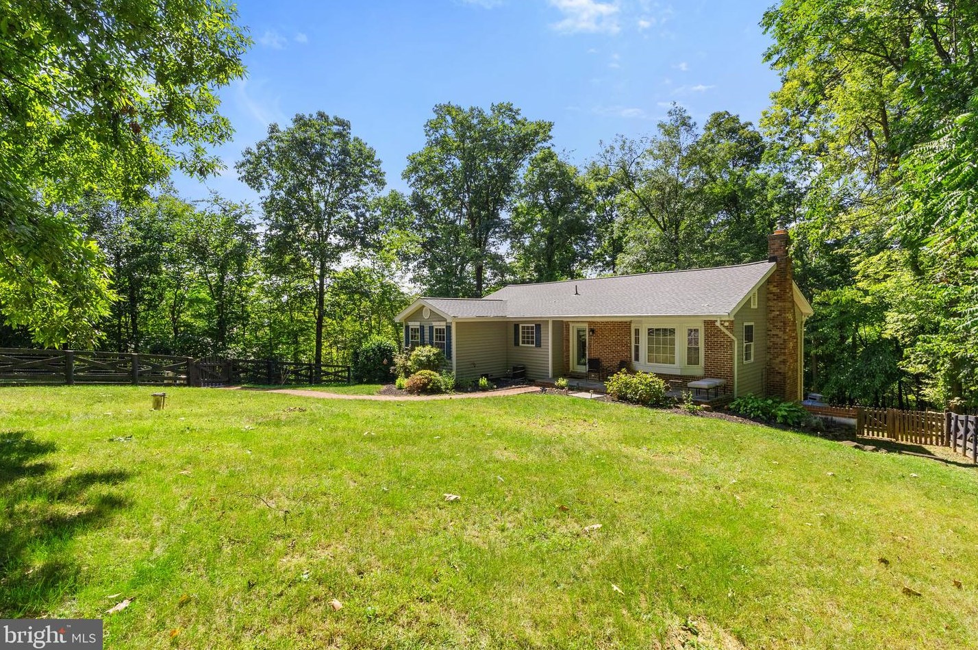 205 Quaker Ln, Winchester, VA 22603