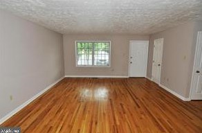 112 Tudor Dr, Winchester, VA 22603-4243