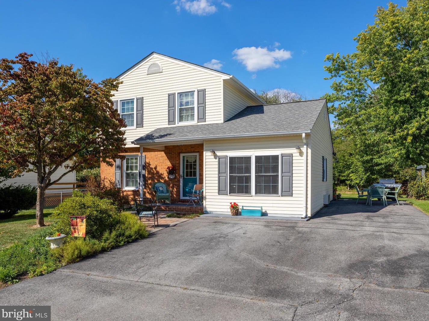 107 Edgewood Dr, Winchester, VA 22602