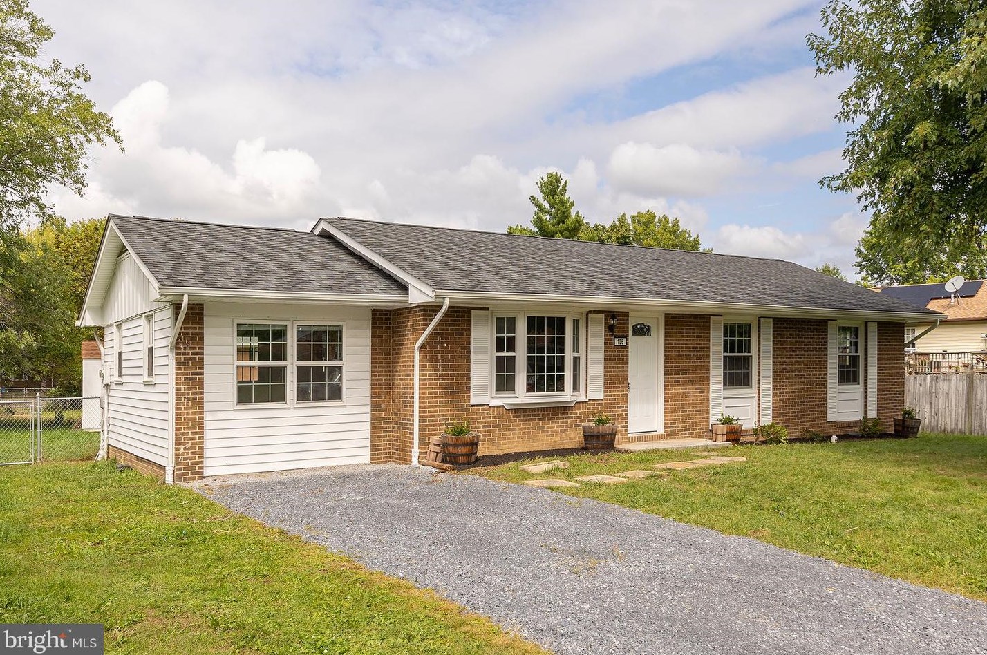 106 Amelia Ave, Stephens City, VA 22655