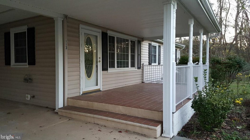 113 Redwood Ln, Winchester, VA 22603