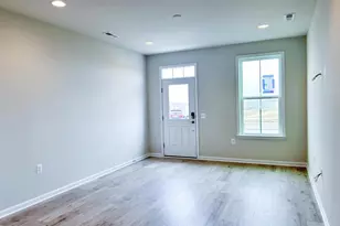 111 Wagtail Ln, Winchester, VA 22603 - Photo 6