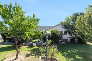 219 Milam Dr, Winchester, VA 22602 - Photo 40