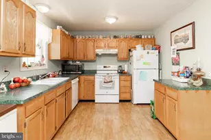 228 Sleepy Woods Rd, Cross Junction, VA 22625 - Photo 8