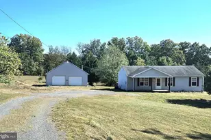 420 Twine Ln, Gore, VA 22637 - Photo 4
