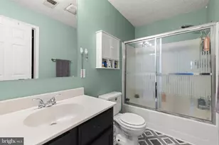 308 Laurel Dr, Cross Junction, VA 22625 - Photo 18