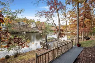 1083 Lakeview Dr, Cross Junction, VA 22625 - Photo 6