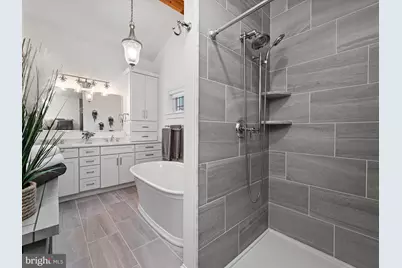 1083 Lakeview Drive, Cross Junction, VA 22625 - Photo 52