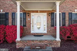 106 Plum Ct, Stephens City, VA 22655 - Photo 2