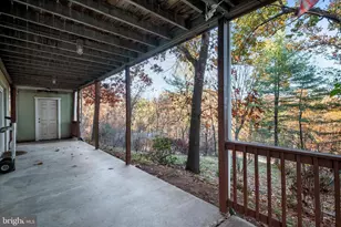 115 Greenwood Ct, Cross Junction, VA 22625 - Photo 6