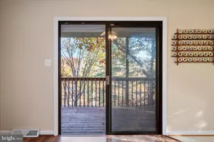 115 Greenwood Ct, Cross Junction, VA 22625 - Photo 12