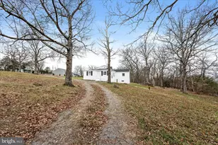 3221 Laurel Grove Rd, Winchester, VA 22602 - Photo 2