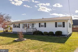 126 Plainfield Dr, Winchester, VA 22602 - Photo 1