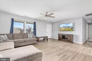 213 Tanager Dr, Stephens City, VA 22655 - Photo 8