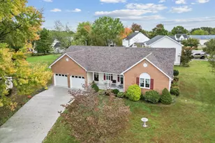 112 Jefferson Ct, Stephens City, VA 22655 - Photo 2