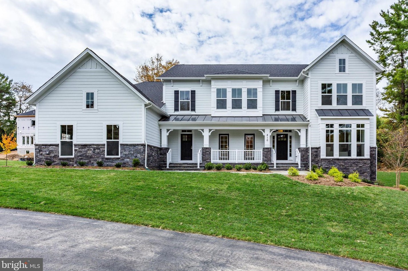 9932 Clearfield Ave, Vienna, VA 22181-5311
