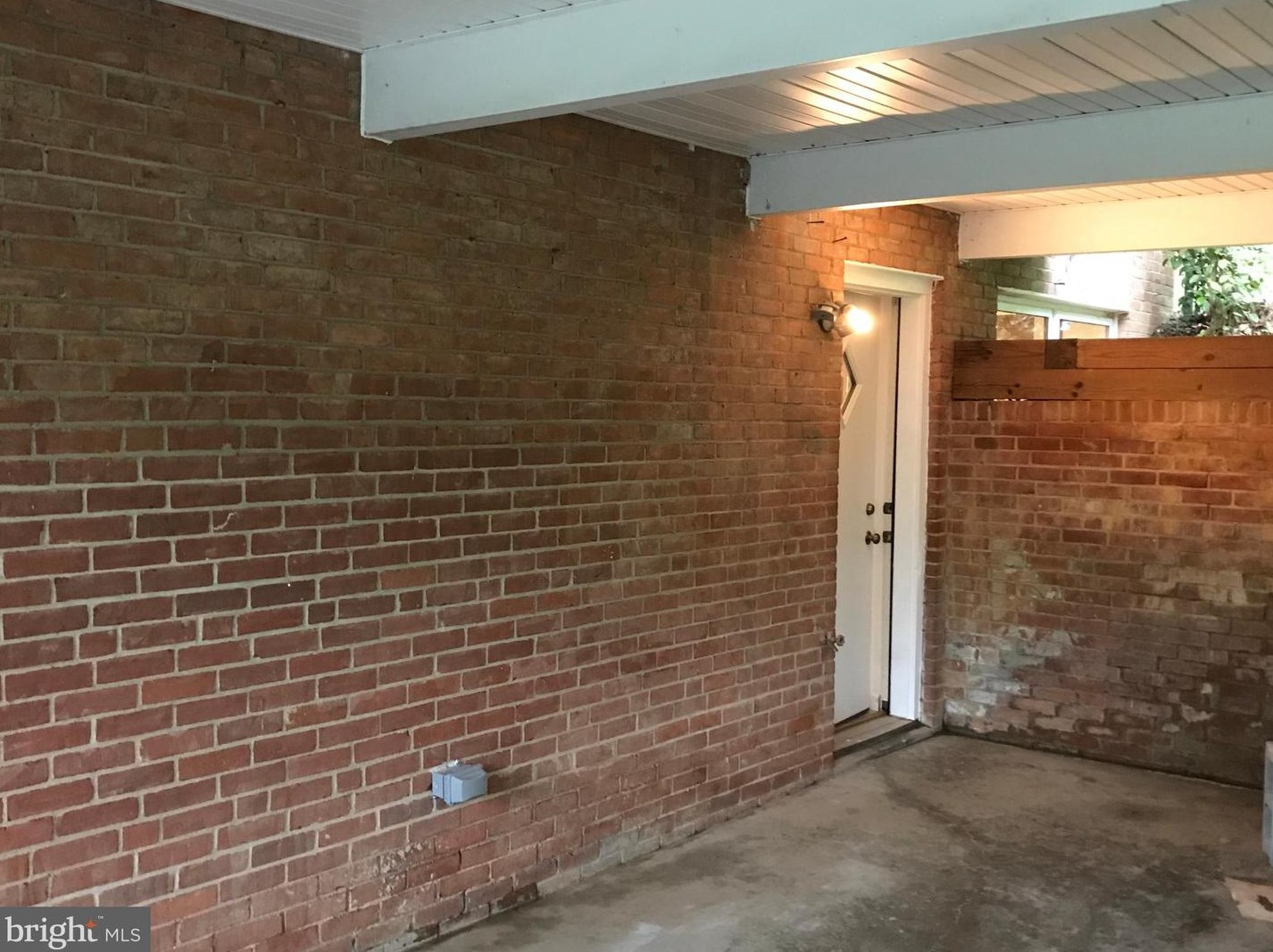 4805 Randolph Dr, Annandale, VA 22003