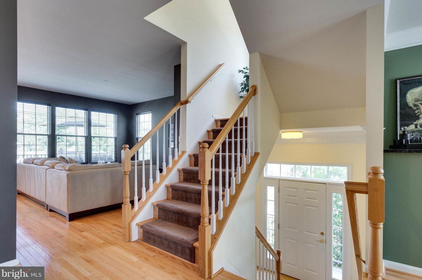 12560 Royal Wolf Pl, Fairfax, VA 22030-6647