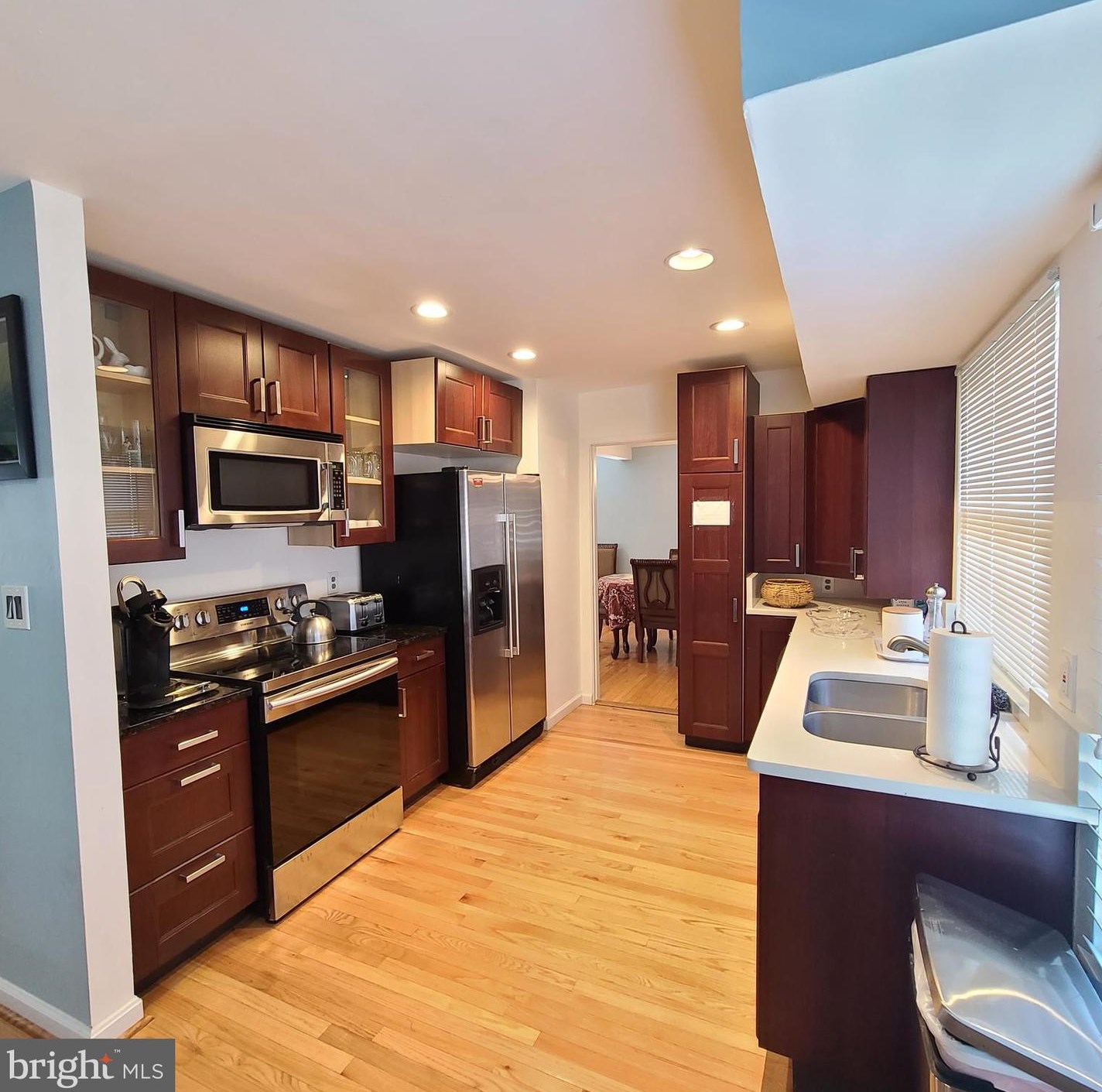 8726 Litwalton Ct, Vienna VA  22182-5012 exterior