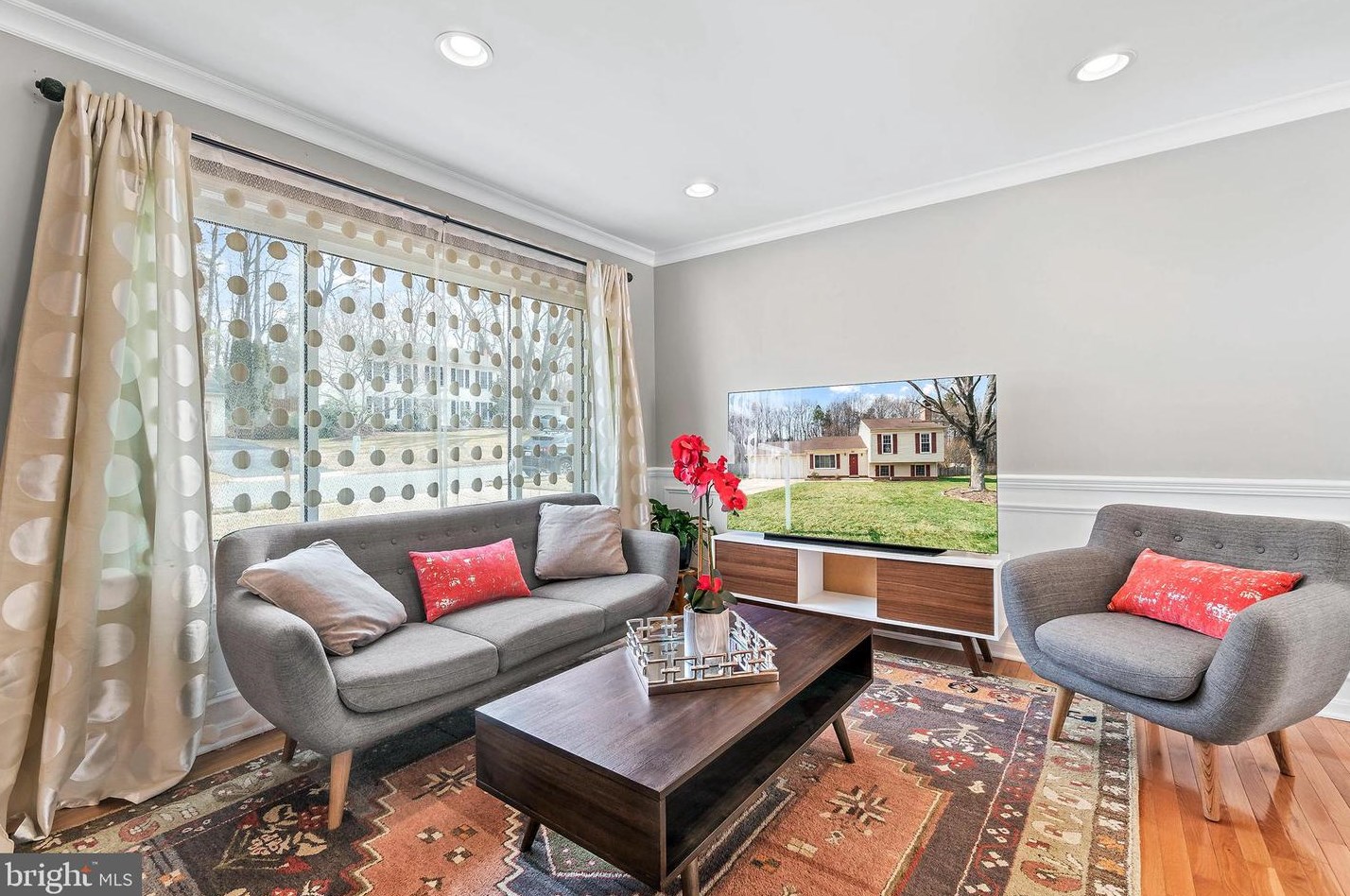 5318 Hampton Forest Way, Fairfax, VA 22030-7201