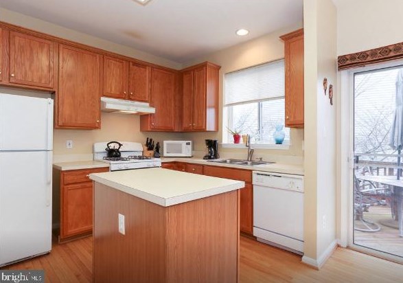 13033 Park Crescent Cir, Herndon, VA 20171