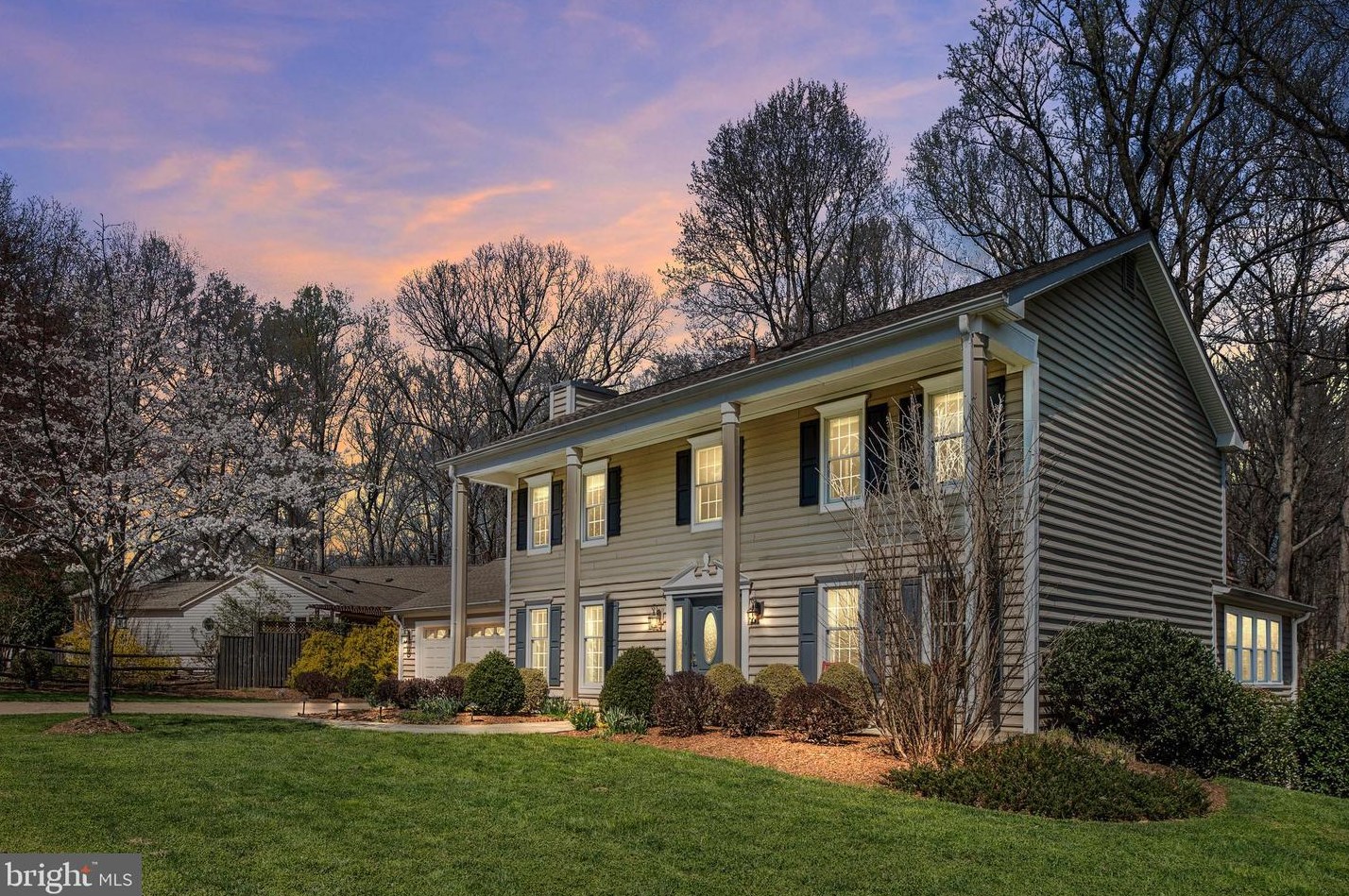 9804 Fosbak Dr, Vienna, VA 22182-1942