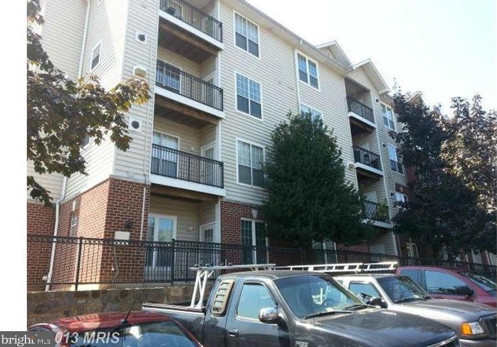 1581 Spring Gate Dr #5212, Mc Lean, VA 22102