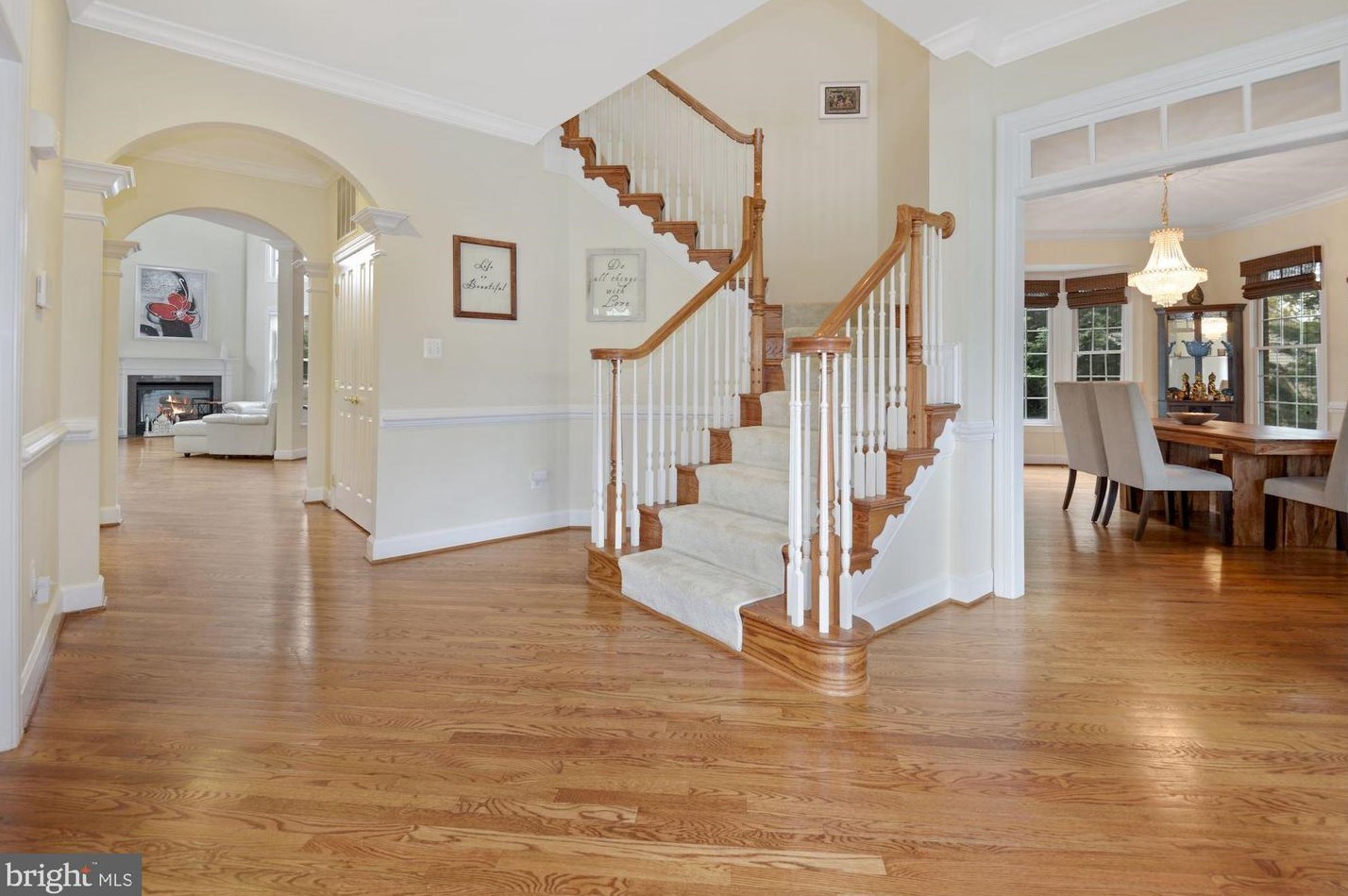 1406 Stanbridge Pl, Vienna, VA 22182-1753