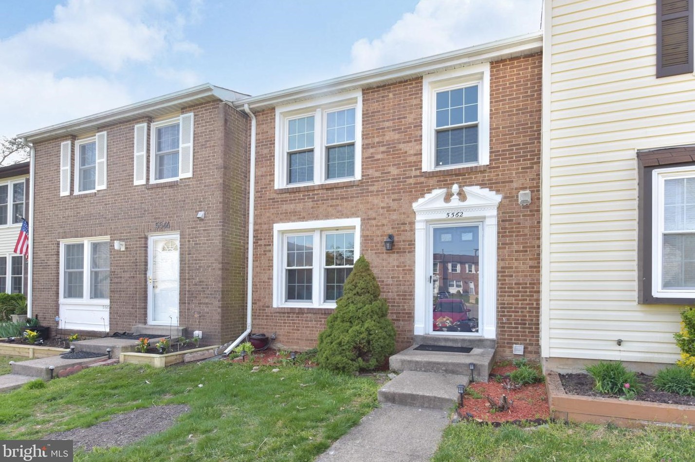 5562 Macduff Ct, Fairfax, VA 22032-3836