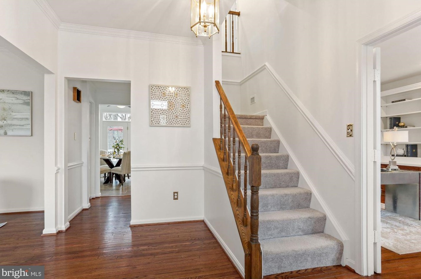 8923 Magnolia Ridge Rd, Fairfax, VA 22039-3021