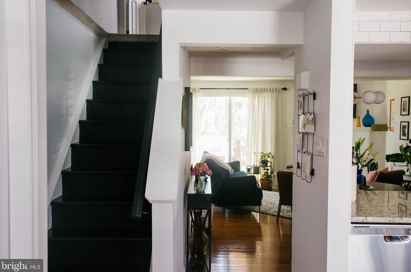 1594 Poplar Grove Dr, Herndon, VA 20194