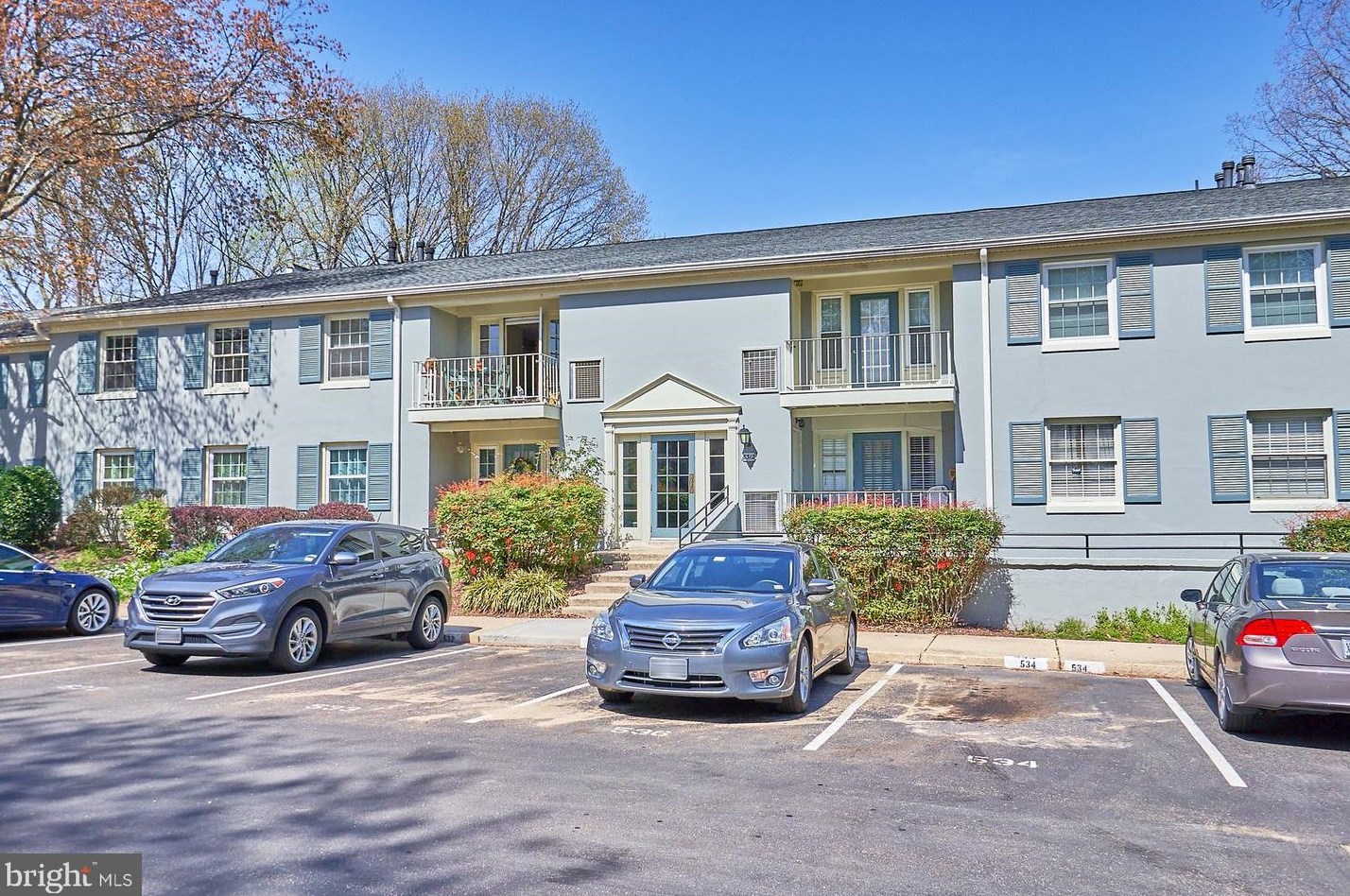 8312 Kingsgate Rd #530, Springfield, VA 22152