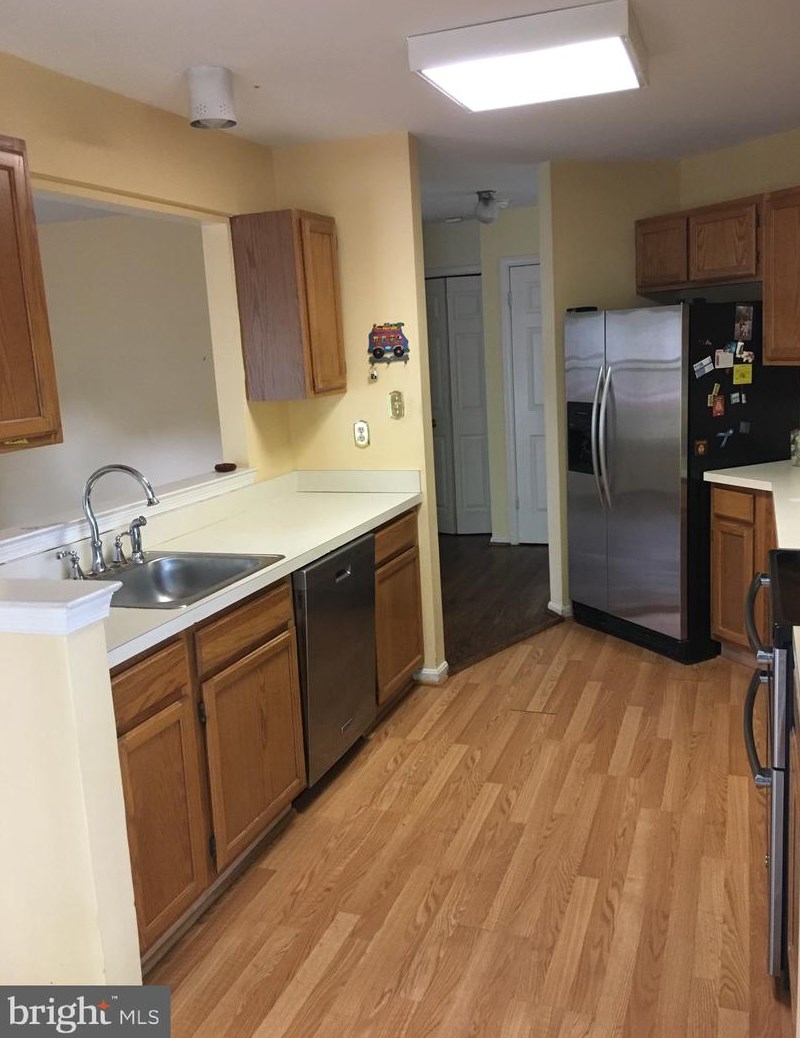 6723 Stonecutter Dr, Springfield, VA 22015