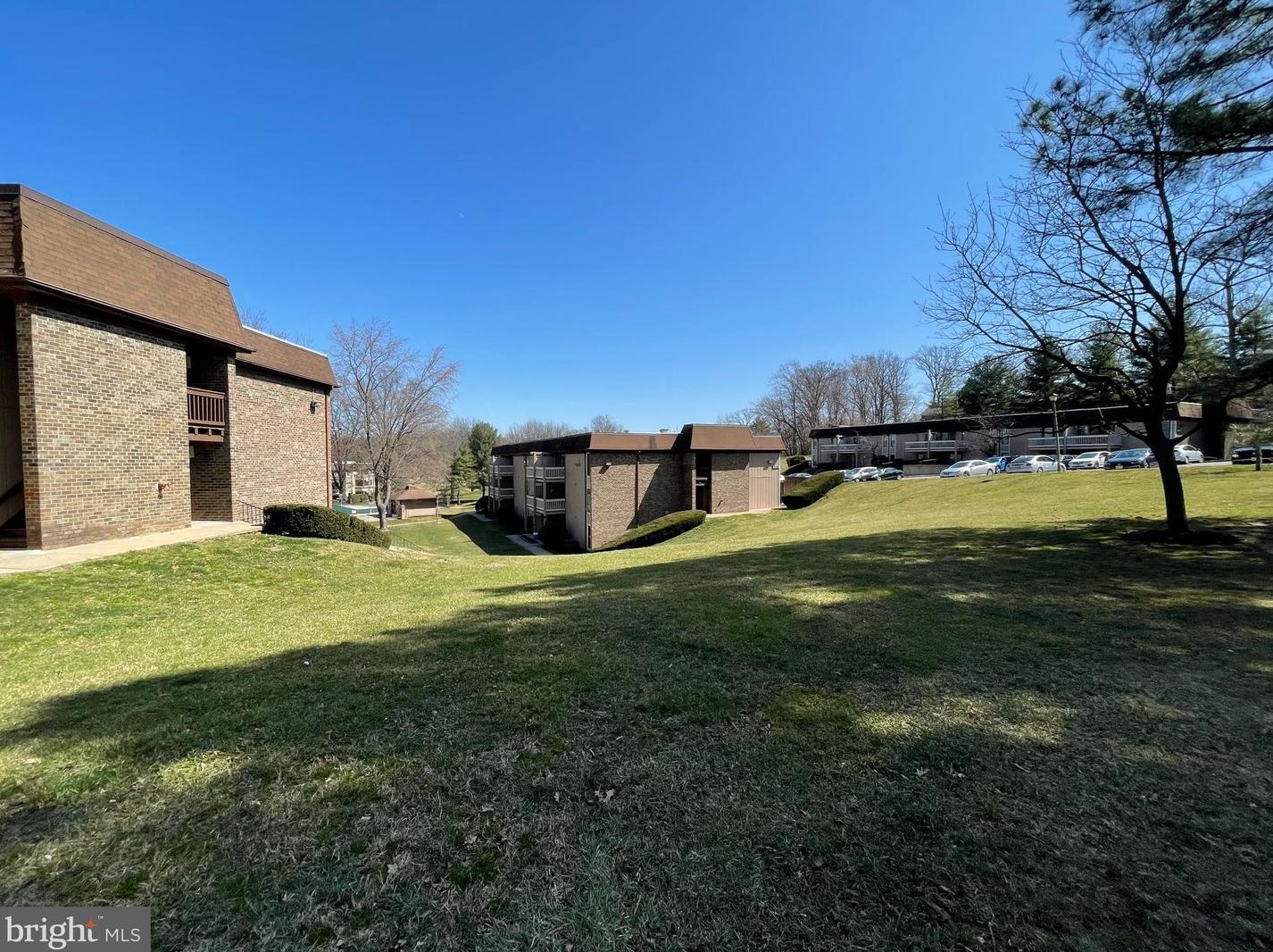 5823 Royal Ridge Dr #k, Springfield, VA 22152