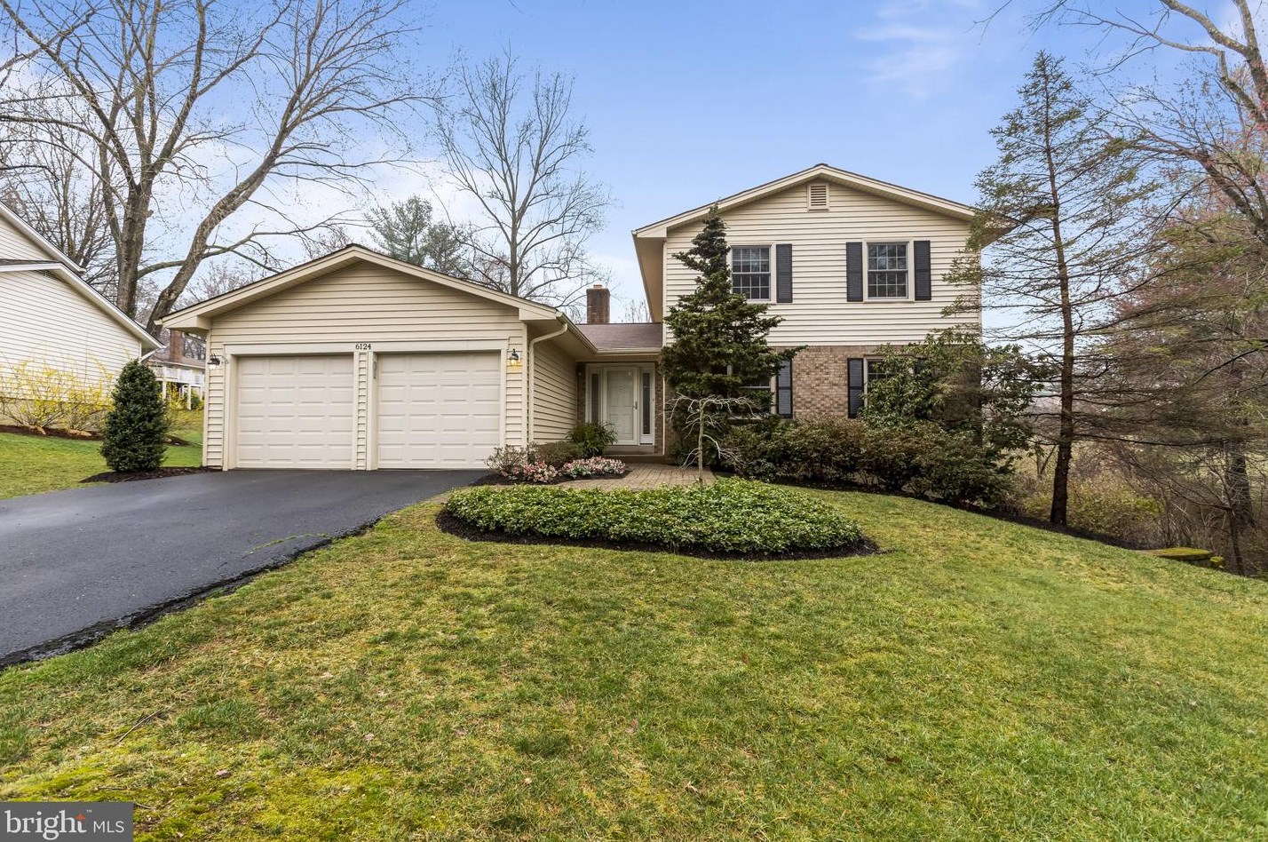 6124 Wilmington Dr, Springfield, VA 22015