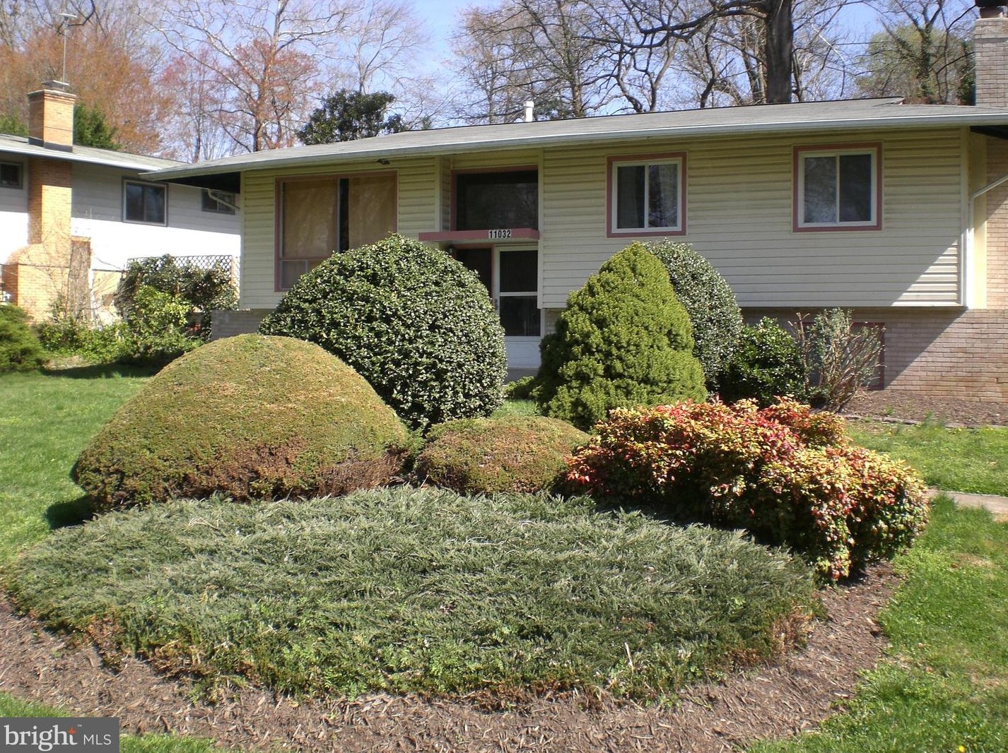 11032 Del Rio Dr, Fairfax, VA 22030-5337