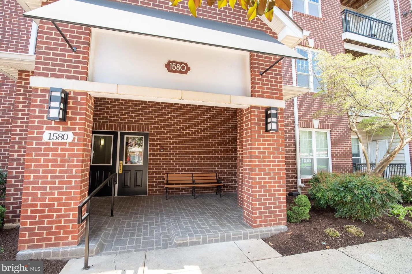 1580 Spring Gate Dr #4307, Mc Lean, VA 22102